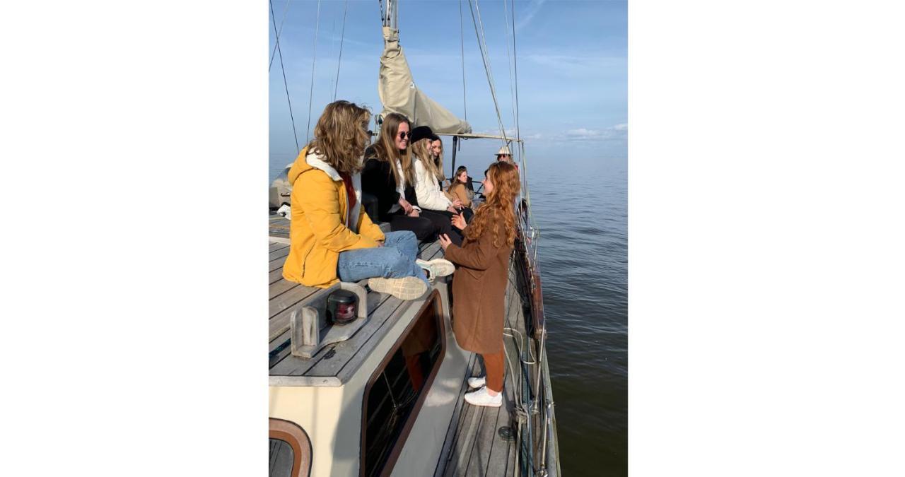 Classic Sailing Ship In Center Of Enkhuizen! المظهر الخارجي الصورة